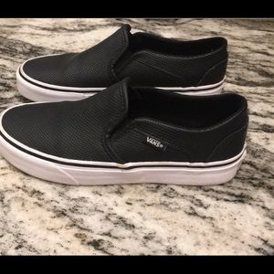 Black leather Vans